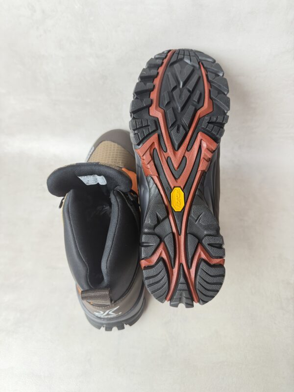 Chaussures randonnée RevolutionRace EU43 US10.5 UK9.5 homme