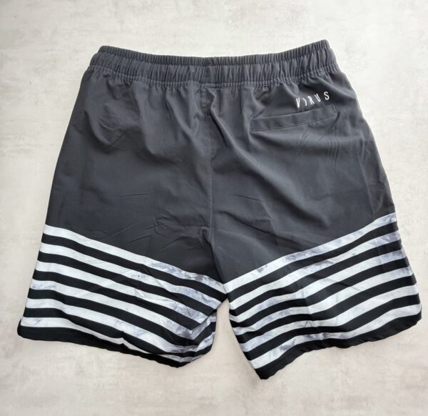 Virus International Short Evo 2 AirFlex noir rayé S