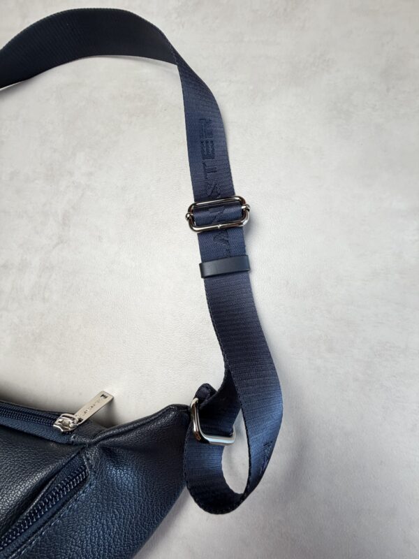 Lancaster Paris banane bleue marine PVC cuir vachette 517-85