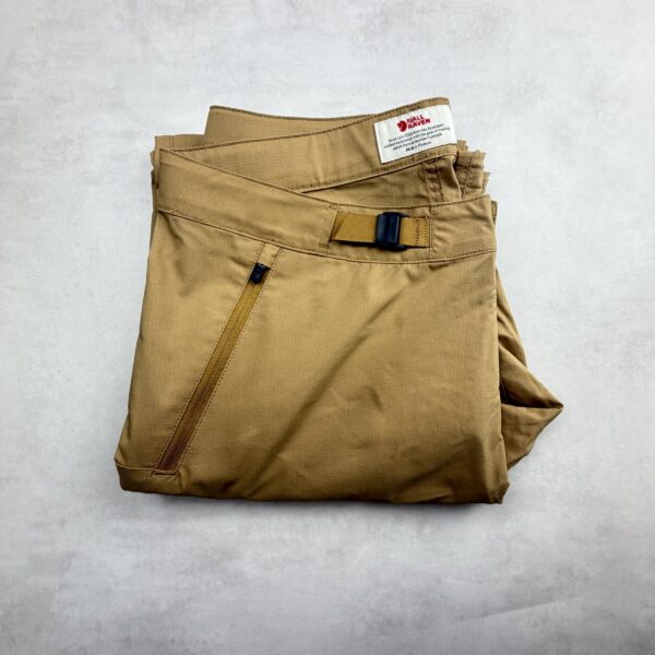 Pantalon de randonnée Fjällraven Abisko Hike Trousers taille M en coloris beige/kaki