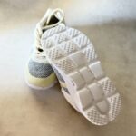 Xti baskets enfant beige vegan taille 28