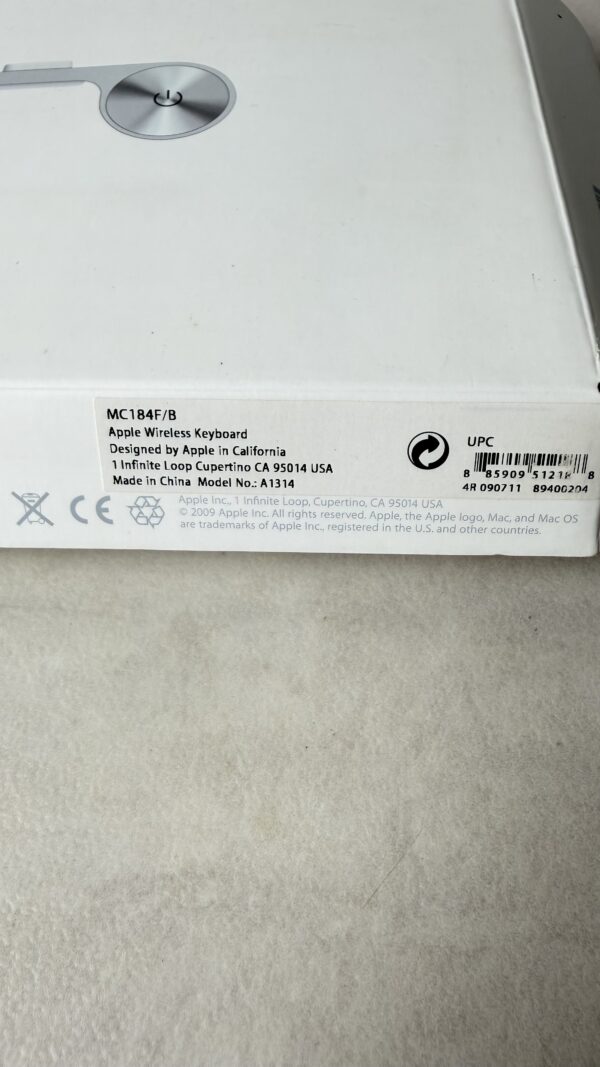 Clavier Apple Magic Keyboard AZERTY blanc sans fil MC184F/B A1314