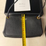 Le Tanneur sac bandoulière cuir noir sans couture