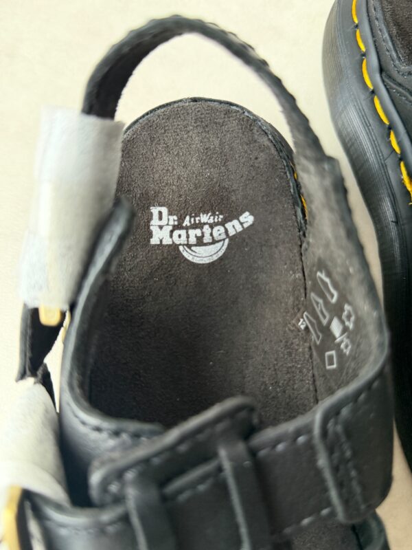 Dr Martens sandales Wrenlie noires cuir 38