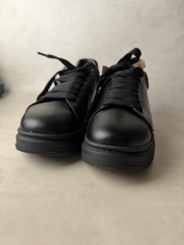 Alexander McQueen Baskets Oversized noires cuir taille 42