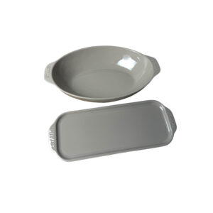 Lot de 2 plats à four Staub gris taupe taille TU
