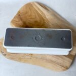 Terrine rectangulaire à couvercle Le Creuset blanc taille 28 — vue 11