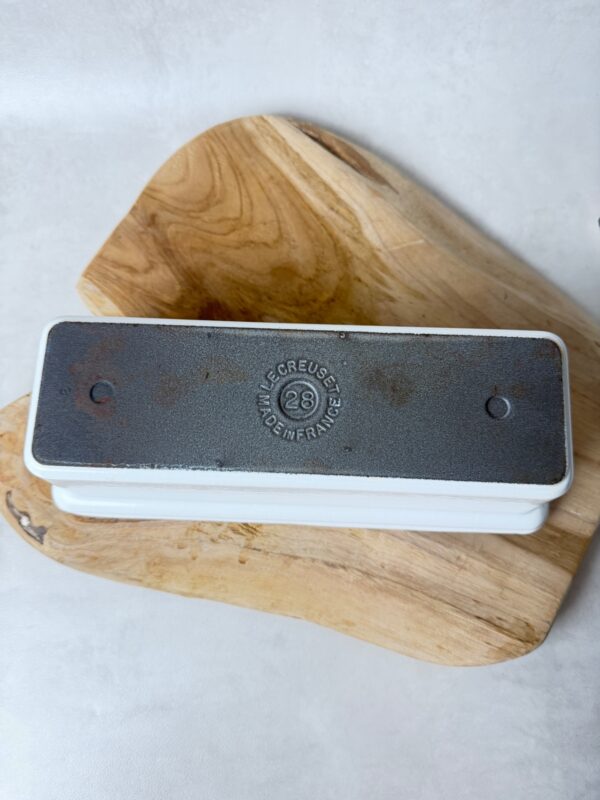 Terrine rectangulaire à couvercle Le Creuset blanc taille 28 — vue 11