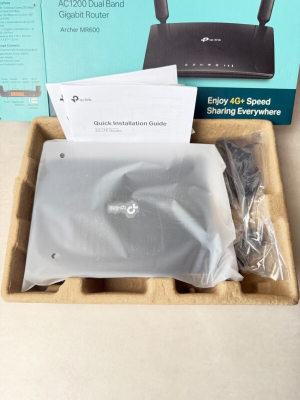 Routeur 4G TP-Link Archer MR600 noir — vue 6