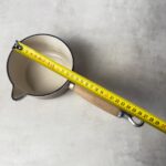 Casserole à bec verseur Cousances taupe — vue 7