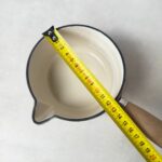 Casserole à bec verseur Cousances taupe — vue 8