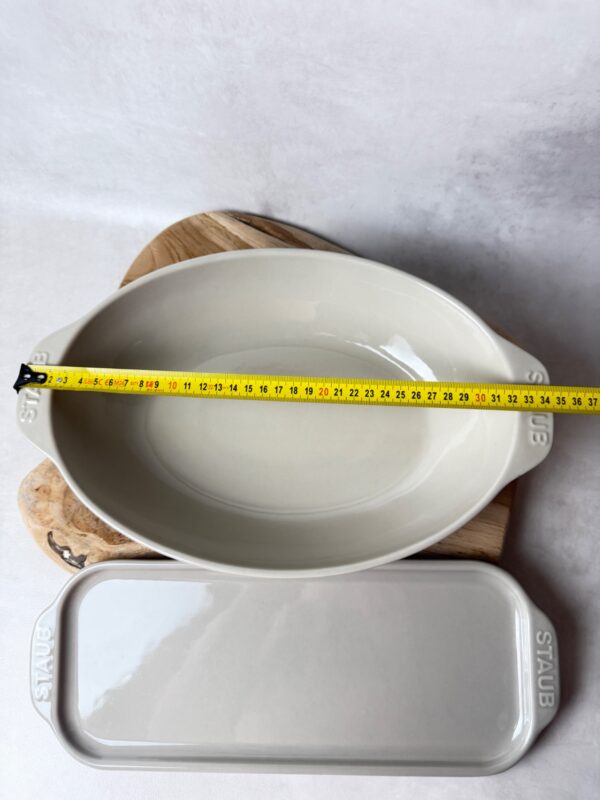 Lot de 2 plats à four Staub gris taupe taille TU — vue 4