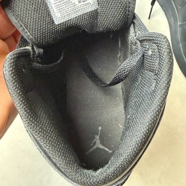 Baskets montantes Nike Air Jordan 1 Mid GS noir taille 39 — vue 6