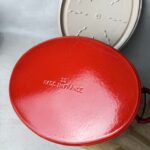 Cocotte ovale avec couvercle Paul Bocuse rouge bordeaux taille 35 cm — vue 9