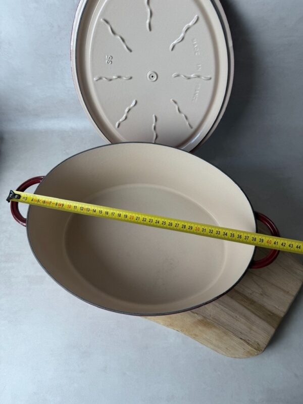 Cocotte ovale avec couvercle Paul Bocuse rouge bordeaux taille 35 cm — vue 10