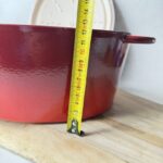 Cocotte ovale avec couvercle Paul Bocuse rouge bordeaux taille 35 cm — vue 12