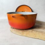 Cocotte ronde avec couvercle Le Creuset orange taille 26 cm — vue 7