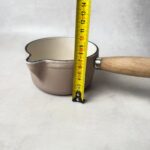 Casserole à bec verseur Cousances taupe — vue 9