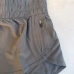 Short de running Barbell Sunrise Runner Short femme gris charbon taille XXS — vue 7