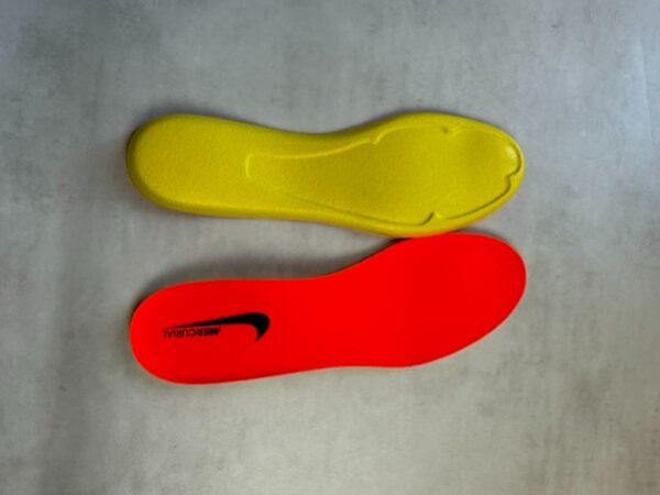 Paire de semelles intérieures de football Nike unisexe orange taille 45 — vue 5