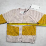 Gilet en maille bébé Aymara beige/jaune moutarde taille 2 ans — vue 9