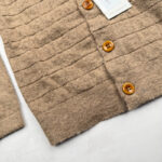 Gilet cardigan enfant Aymara unisexe marron taupe taille 4 ans — vue 5