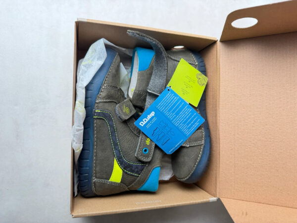 Chaussures montantes enfant kaki taille 30 — vue 3
