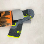 Chaussettes de trekking enfant gris taille 25-27 — vue 4